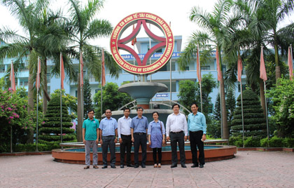 Đoàn công tác trường Cao đẳng kỹ thuật hữu nghị Viêng Chăn-Hà Nội nước CHDCND Lào thăm và hợp tác đào tạo với trường CĐ Kinh tế-Tài chính Thái Nguyên.